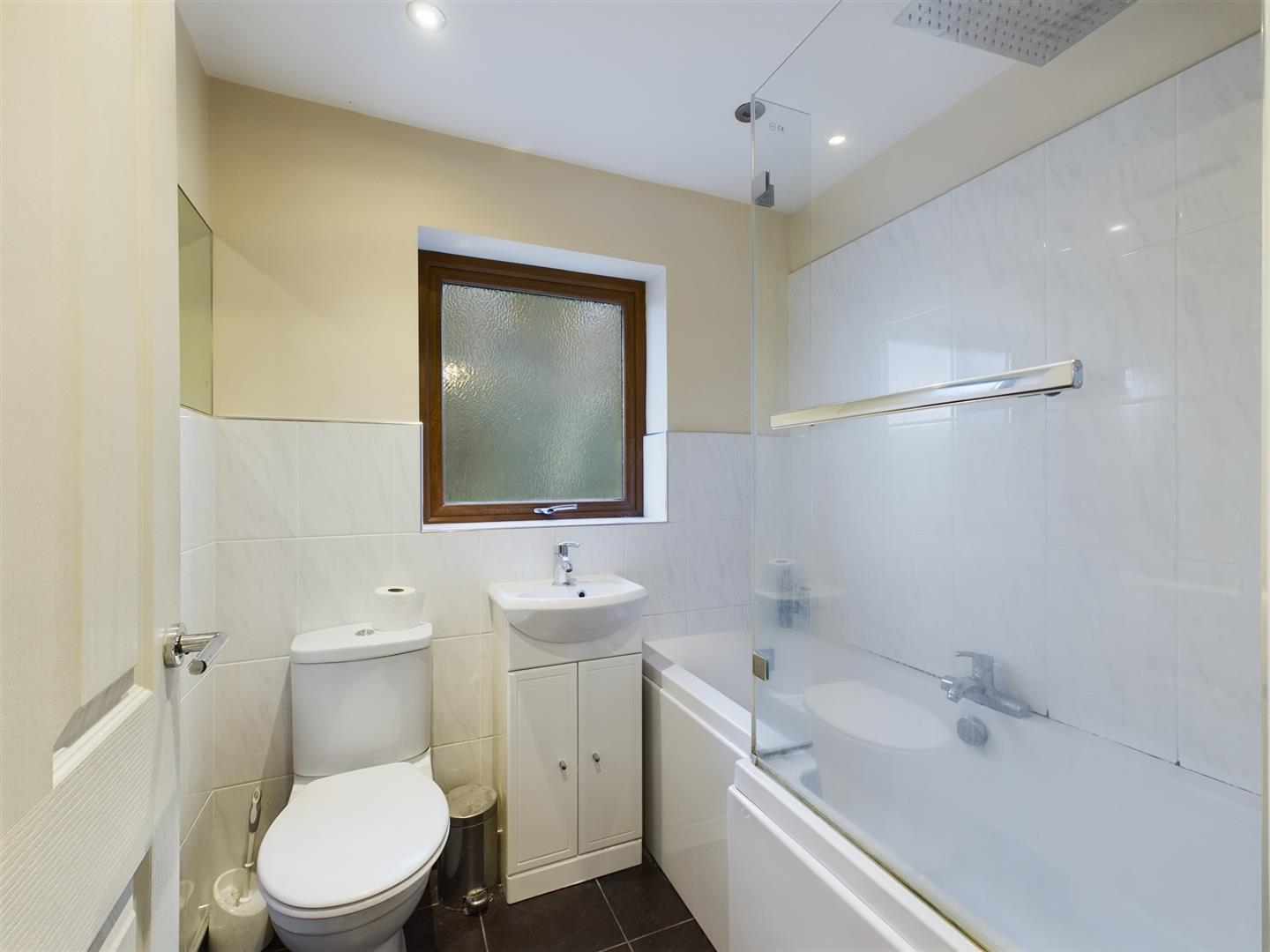 Ffordd Ddu, Pyle, Bridgend McHattons Estate Agents, Bridgend